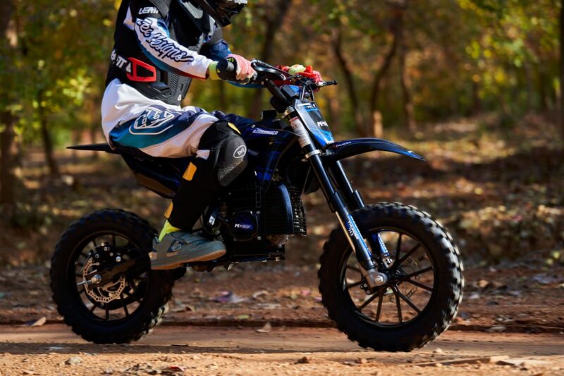 MotoTec Thunder 50cc 2-Stroke Kids Gas Dirt Bike - Image 12